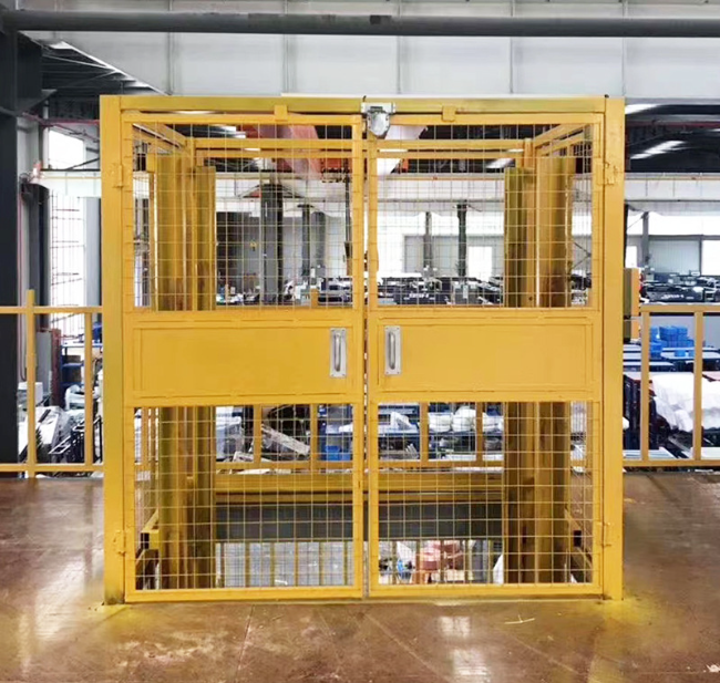 连城智能导轨式升降机亮相